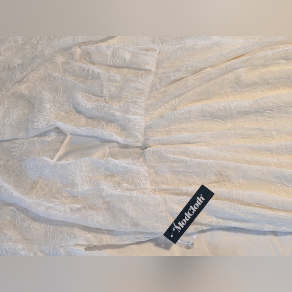 Modcloth XL Just the Beginning Full Length White Lace Lined Dress - Picture 11 of 11